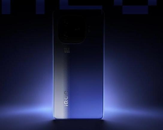 iQOO официально подтверждает Neo 10R: в сеть утекли данные о телефоне