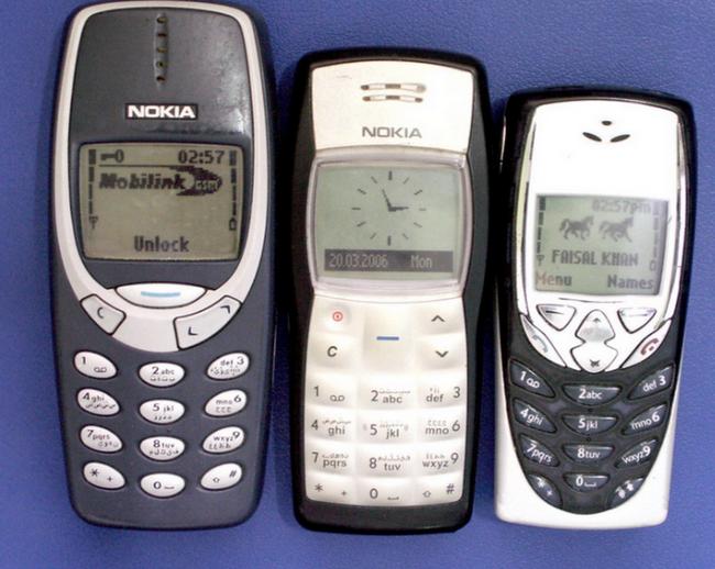 Как развивались наши сотовые телефоны за последние 24 года