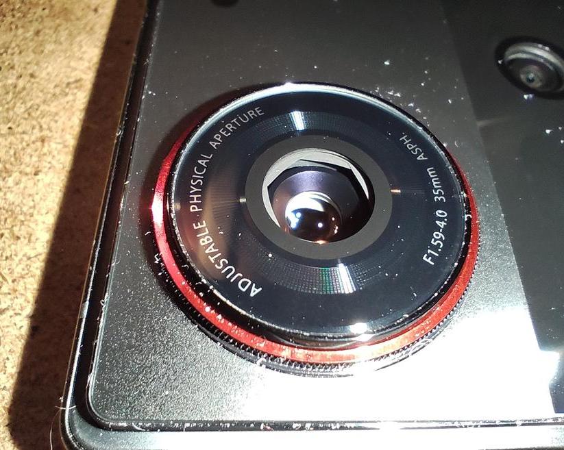 Какая диафрагма камеры лучше для смартфона