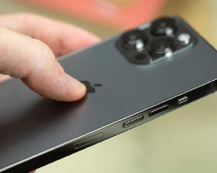 Появились новые слухи о кнопке действия в предстоящем iPhone 15 Pro