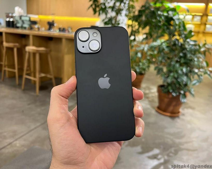 Купил iPhone 15 за 70 тысяч из Китая, есть нюансы
