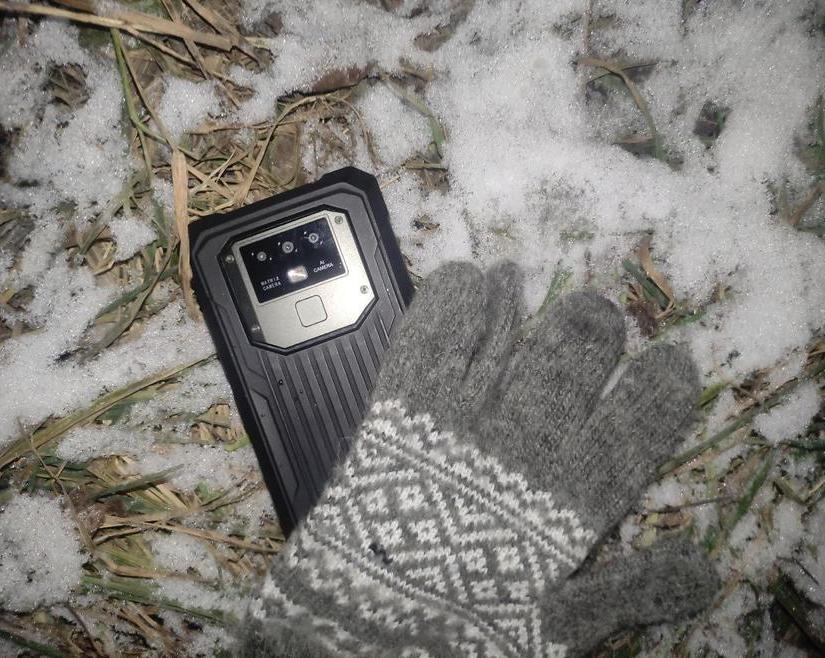 Как пользоваться смартфоном на морозе, чтобы он быстро не разряжался, и что делать, если он все