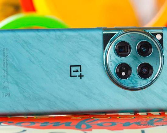 Компания OnePlus снова получила запрет на продажу своих смартфонов в Германии