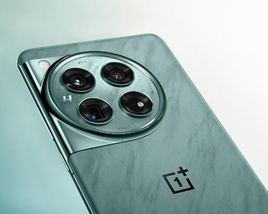 Китайские версии OnePlus 12 начали блокироваться в России, как раньше OnePlus 11