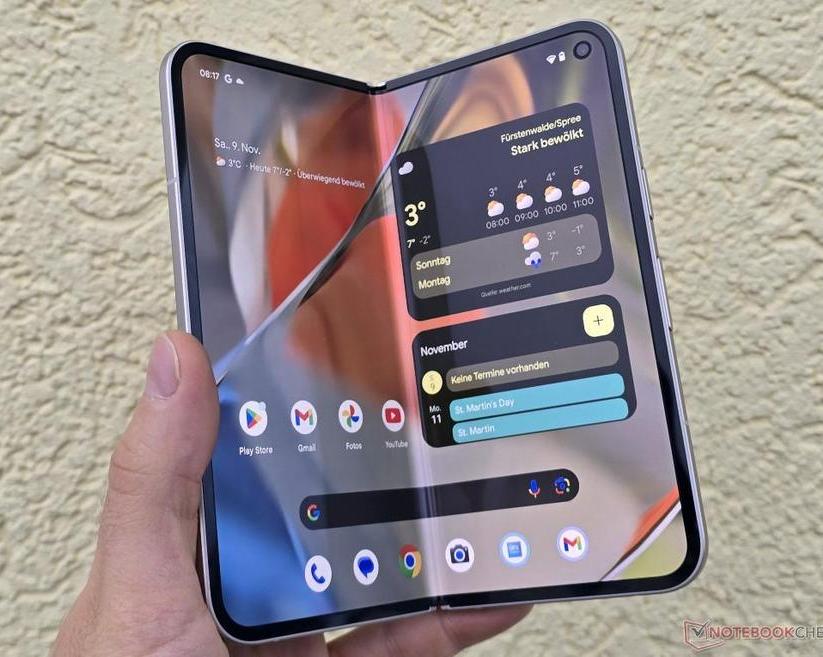 Компания Google нашла решение проблем складных телефонов с магнитными чехлами в Android 16