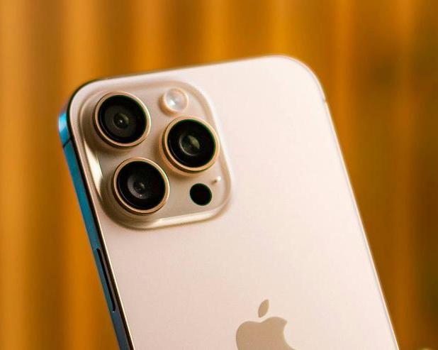 iPhone 17 еще даже не вышел, а в сети уже появились слухи о камерах iPhone 18 Pro