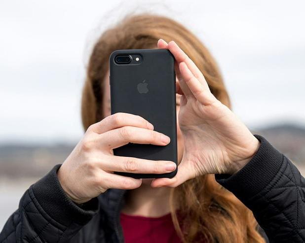 iOS 18 позволит снимать видео во время прослушивания музыки на iPhone