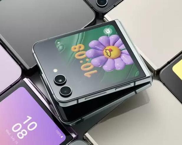 Инсайдер Sony сообщил, почему компания не выпускает складной смартфон