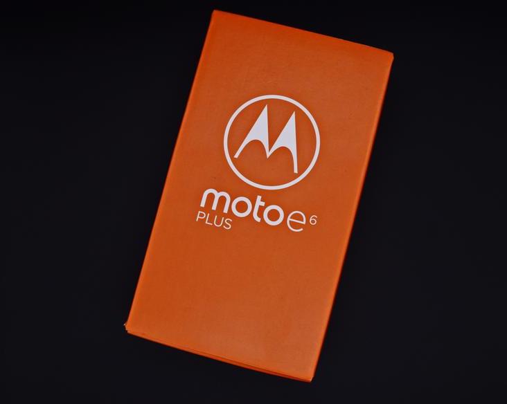 Легендарная Motorola и ее новый E6 Plus