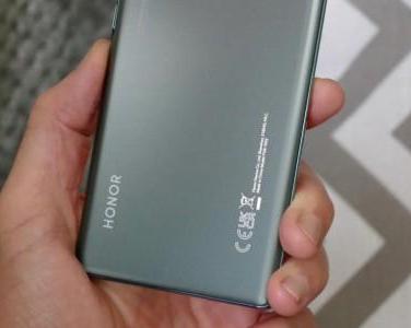 Инсайдер представил рендер складного смартфона Honor Magic Flip и раскрыл детали о его характеристиках