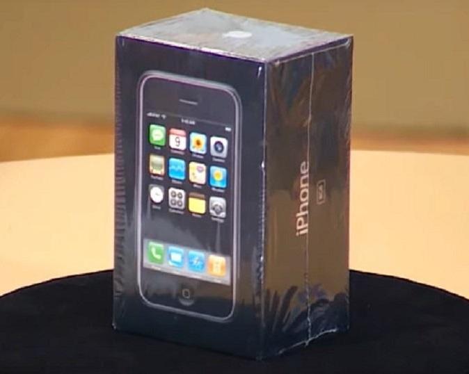 iPhone продали за 4,8 млн рублей: что в нем особенного